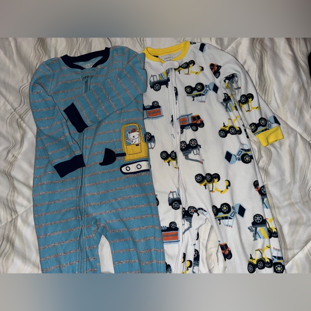 Carters Vehicles fleece pajamas bundle - Picture 5 of 5